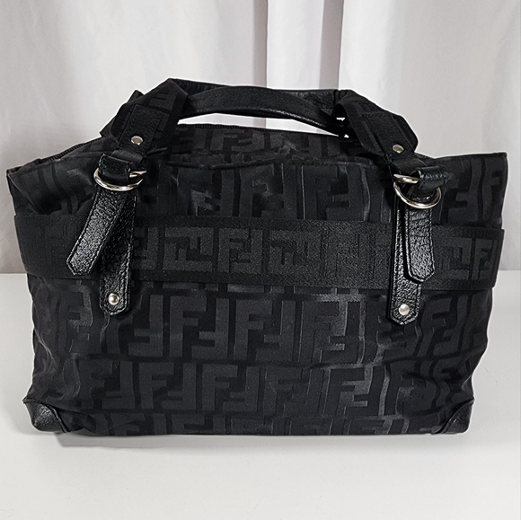 Fendi zip code hand bag. Nylon and leather - Picture 1 of 15